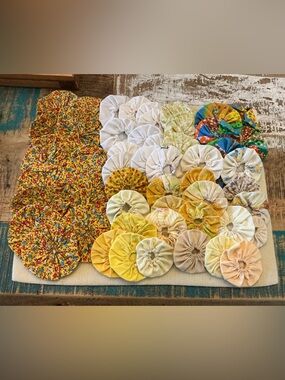 Handmade vintage Fabric Yo-Yo Quilt Pieces, total of 50!